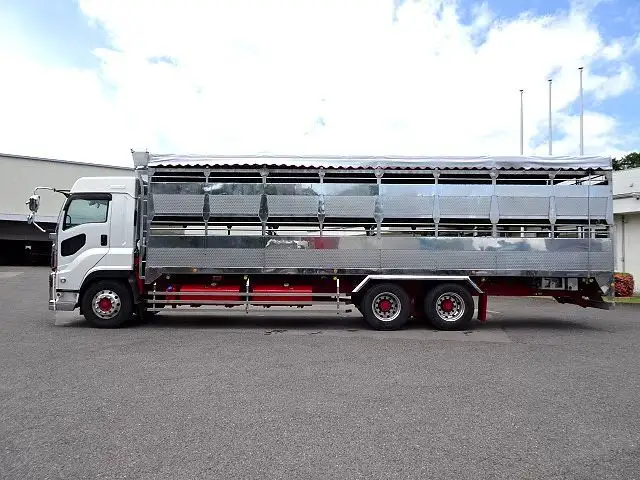 いすゞ ギガ 大型 特殊車両 QKG-CYL77B H30の中古トラック画像4