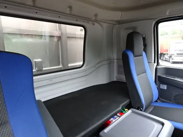 いすゞ ギガ 大型 特殊車両 QKG-CYL77B H30の中古トラック画像13