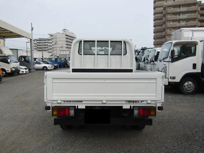 いすゞ エルフ 小型 平ボディ Wキャブ BKG-NJR85Aの中古トラック画像4