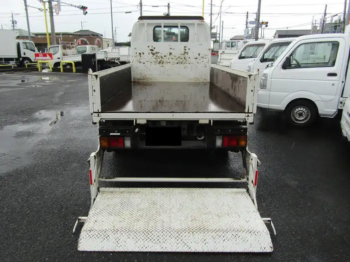 いすゞ エルフ 小型 平ボディ パワーゲート 床鉄板の中古トラック画像6