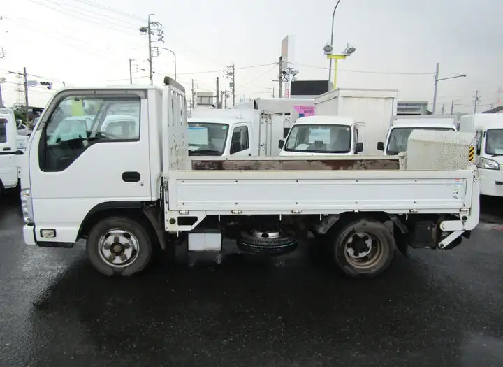 いすゞ エルフ 小型 平ボディ パワーゲート 床鉄板の中古トラック画像2