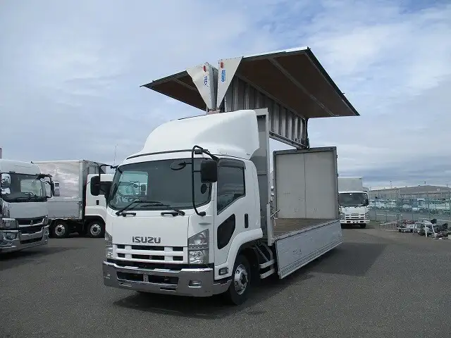 いすゞ フォワード 中型/増トン ウイング エアサス ベッドの中古トラック画像7