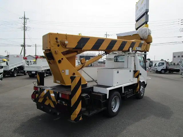 日野 デュトロ 小型 高所・建柱車 高所作業車 BDG-XZU354Eの中古トラック画像4