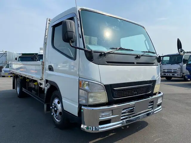 三菱 キャンター 小型 平ボディ KK-FE82EE H15の中古トラック画像1