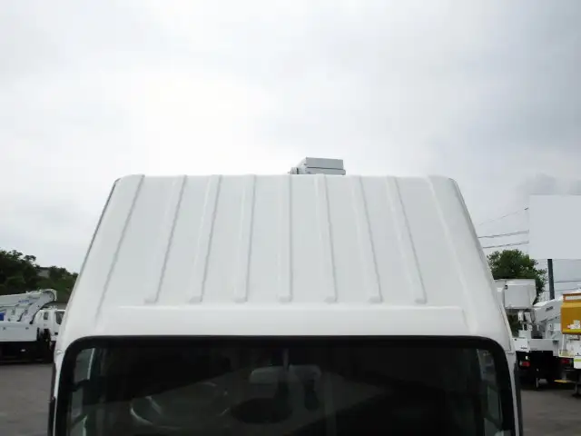 いすゞ エルフ 小型 高所・建柱車 高所作業車 TKG-NKR85AN	の中古トラック画像8