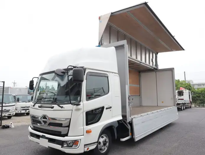 日野 レンジャー 中型/増トン ウイング パワーゲート ベッドの中古トラック画像1