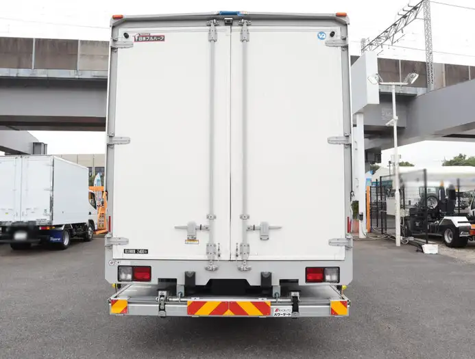 日野 レンジャー 中型/増トン ウイング パワーゲート ベッドの中古トラック画像4