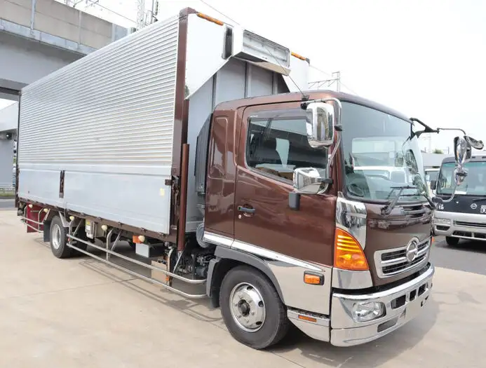 日野 レンジャー 中型/増トン ウイング TKG-FD9JLAA H26の中古トラック画像2