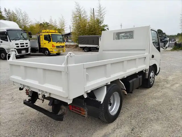 トヨタ ダイナ 小型 ダンプ PB-XZU311D H18の中古トラック画像3