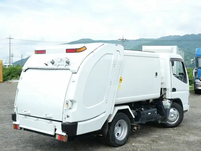 三菱 キャンター 小型 パッカー車 回転ダンプ式 PDG-FE73Dの中古トラック画像3