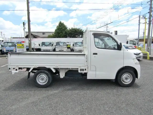 トヨタ ライトエース 小型 平ボディ 床鉄板 S402Uの中古トラック画像2