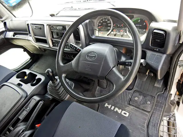 日野 レンジャー 中型/増トン ウイング TKG-FC9JKAA H26の中古トラック画像11