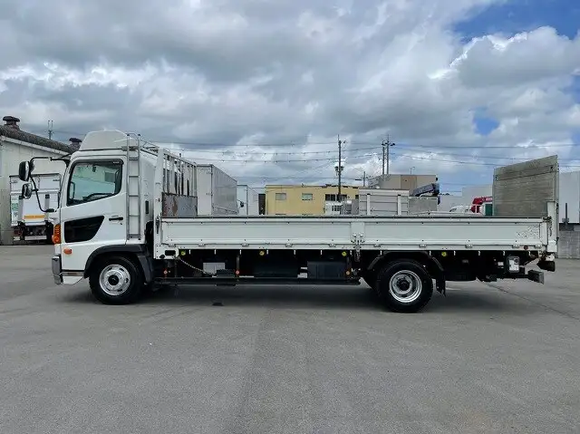 日野 レンジャー 中型/増トン 平ボディ SKG-FC9JJAA H24の中古トラック画像3