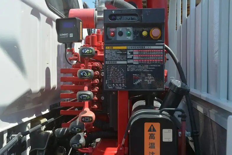 三菱 キャンター 小型 クレーン付 4段 ラジコンの中古トラック画像8