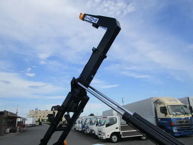 日野 レンジャー 中型/増トン アームロール ツインホイスト 2KG-FC2ABAの中古トラック画像7