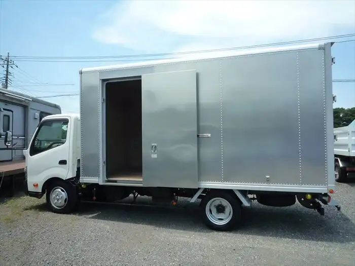トヨタ ダイナ 小型 アルミバン サイドドア TPG-XZU710の中古トラック画像8