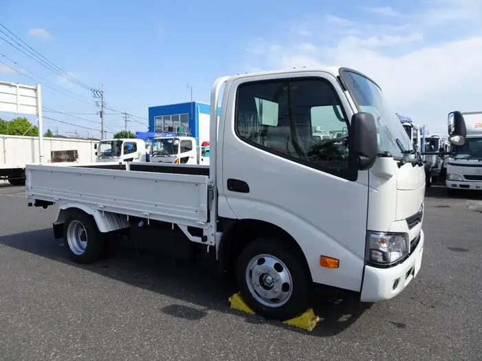 トヨタ ダイナ 小型 平ボディ 床鉄板 ABF-TRY230の中古トラック画像4