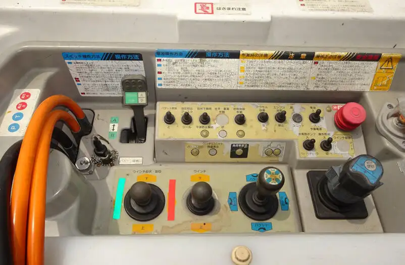 日野 デュトロ 小型 高所・建柱車 高所作業車 電工仕様の中古トラック画像12