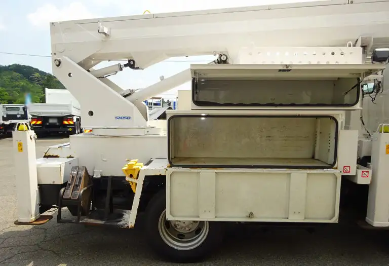 日野 デュトロ 小型 高所・建柱車 高所作業車 電工仕様の中古トラック画像4
