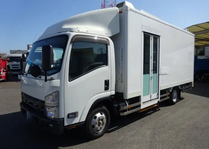 いすゞ エルフ 小型 特殊車両 TKG-NPS85AN H28の中古トラック画像1