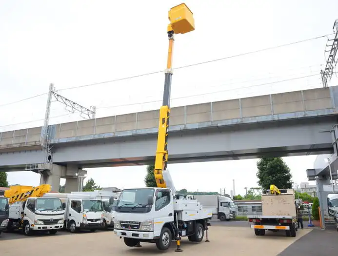 三菱 キャンター 小型 高所・建柱車 高所作業車 電工仕様の中古トラック画像6