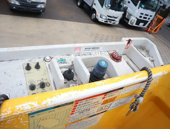 三菱 キャンター 小型 高所・建柱車 高所作業車 電工仕様の中古トラック画像10