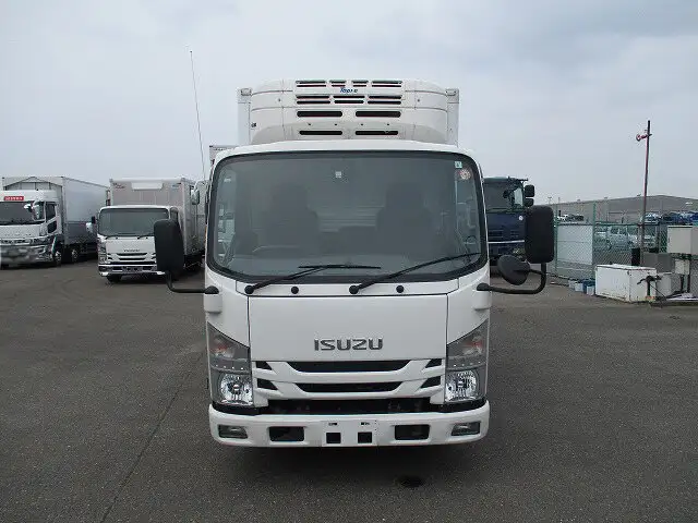 いすゞ エルフ 小型 冷凍冷蔵 低温 サイドドアの中古トラック画像2