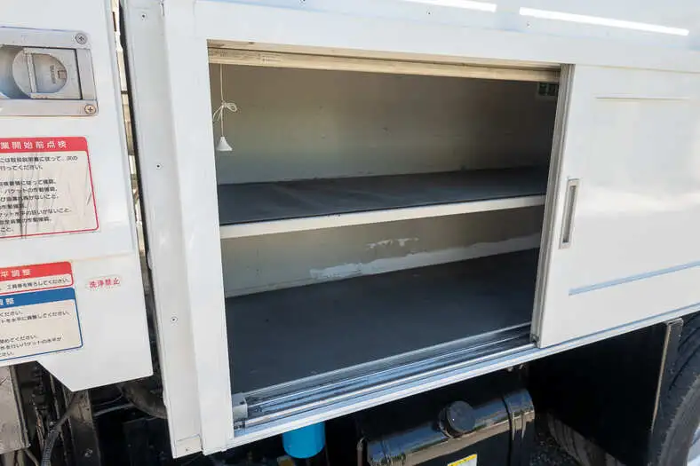 いすゞ エルフ 小型 高所・建柱車 高所作業車 電工仕様の中古トラック画像10