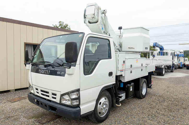 いすゞ エルフ 小型 高所・建柱車 高所作業車 PB-NKR81AN