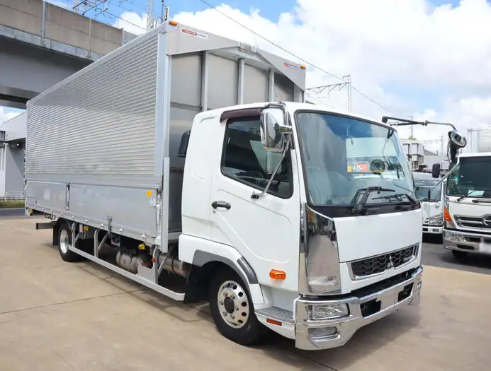 三菱 ファイター 中型/増トン ウイング ベッド 2KG-FK61Fの中古トラック画像2