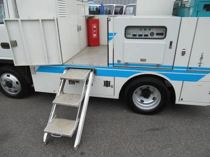 いすゞ エルフ 小型 特殊車両 KK-NKS71EA H13の中古トラック画像8