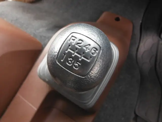 日野 レンジャー 中型/増トン ウイング ベッド 2KG-FE2ABAの中古トラック画像12