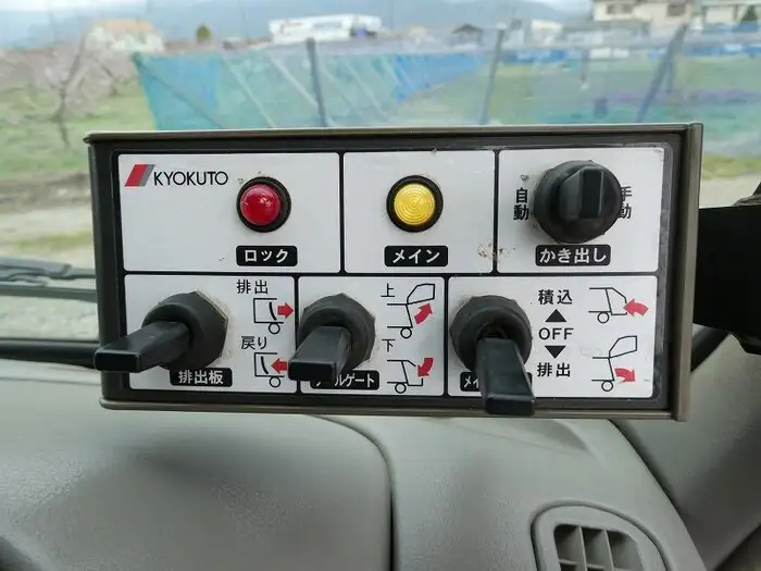 日野 デュトロ 小型 パッカー車 プレス式 BDG-XZU304Xの中古トラック画像像17
