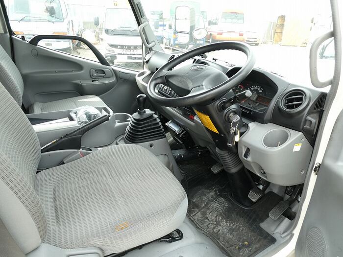 トヨタ ダイナ 小型 冷凍冷蔵 低温 床アルミ|画像12