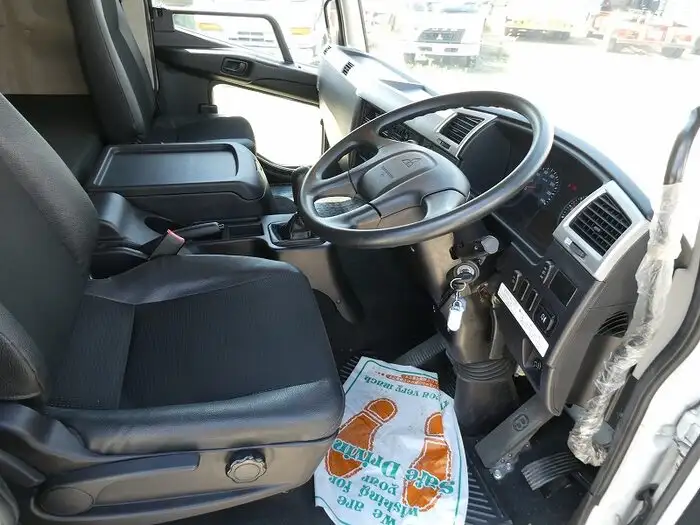 三菱 ファイター 中型/増トン ウイング ベッド 2KG-FK61Fの中古トラック画像10