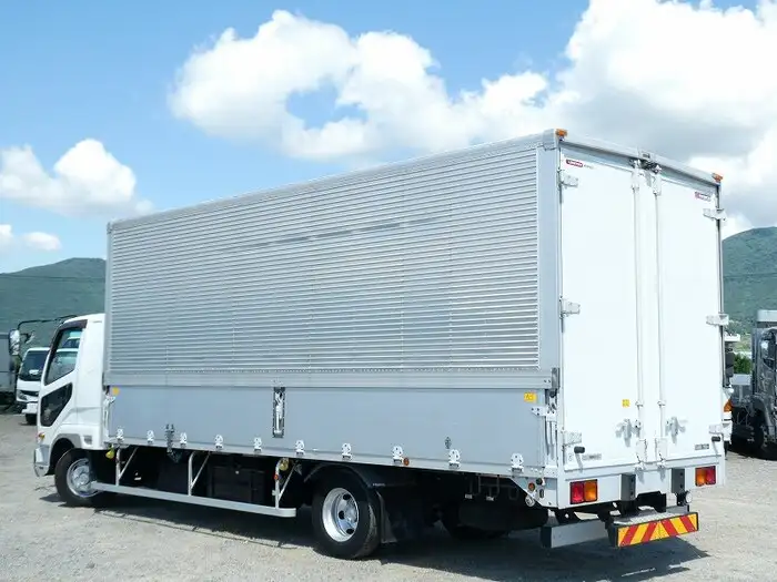 三菱 ファイター 中型/増トン ウイング エアサス ベッドの中古トラック画像5