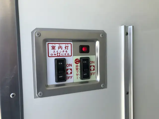 トヨタ タウンエース 小型 冷凍冷蔵 中温 床アルミの中古トラック画像11