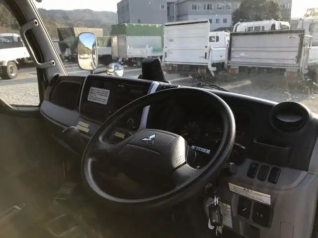 三菱 キャンター 小型 平ボディ 2RG-FBA20 H31/R1の中古トラック画像10
