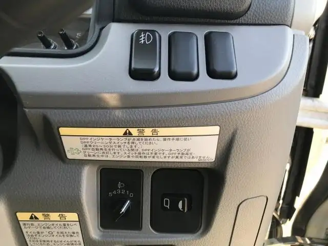 三菱 キャンター 小型 平ボディ 2RG-FBA20 H31/R1の中古トラック画像12