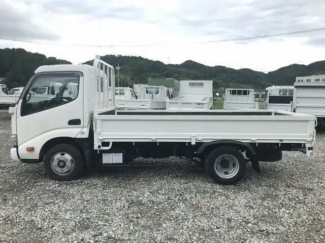 トヨタ トヨエース 小型 平ボディ TKG-XZU645 H29の中古トラック画像3