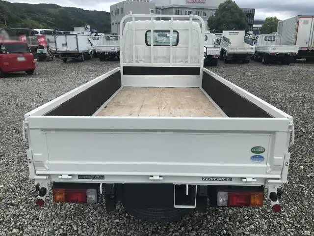 トヨタ トヨエース 小型 平ボディ TKG-XZU645 H29の中古トラック画像5
