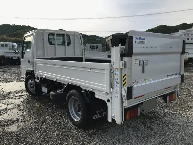 いすゞ エルフ 小型 平ボディ パワーゲート 床鉄板の中古トラック画像4