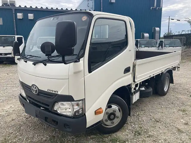 トヨタ ダイナ 小型 平ボディ TKG-XZC605 H29 の中古トラック【車両No.128061】