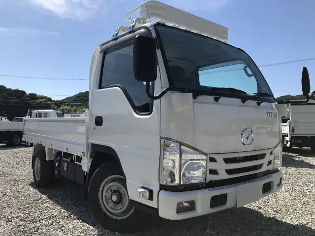 マツダ タイタン 小型 平ボディ 2RG-LHR88A H31/R1の中古トラック画像3