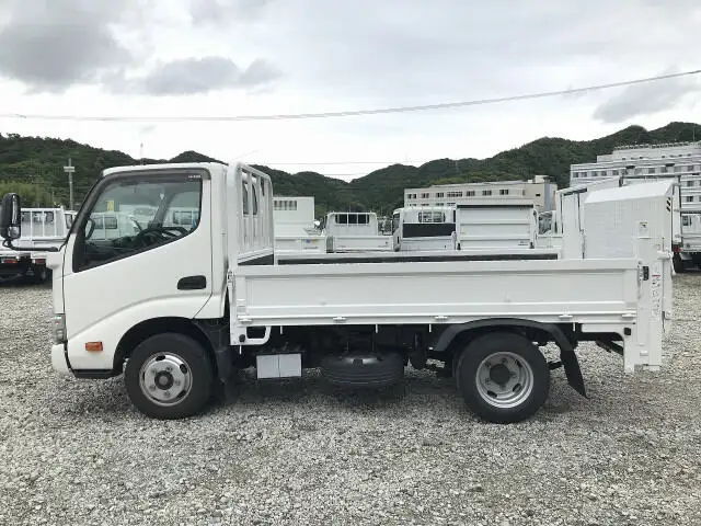 日野 デュトロ 小型 平ボディ パワーゲート TKG-XZC605Mの中古トラック画像4
