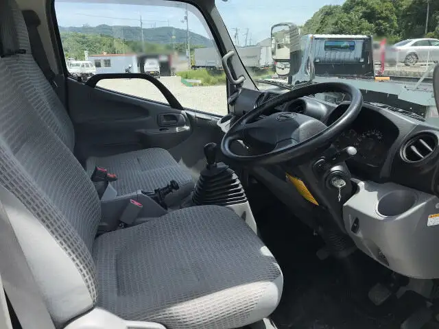 日野 デュトロ 小型 平ボディ パワーゲート TKG-XZC605Mの中古トラック画像10