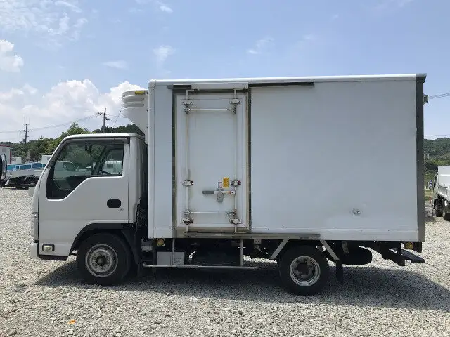 いすゞ エルフ 小型 冷凍冷蔵 低温 2室の中古トラック画像3