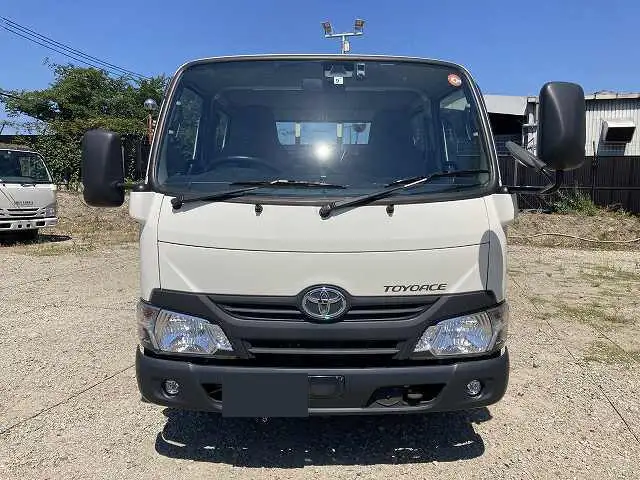 トヨタ トヨエース 小型 平ボディ Wキャブ TKG-XZU605の中古トラック画像2