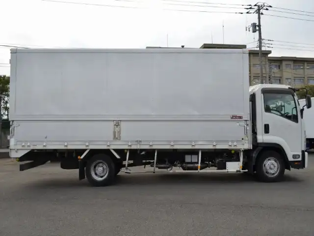 いすゞ フォワード 中型/増トン ウイング TKG-FRR90S2 H25の中古トラック画像3