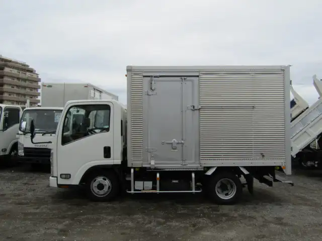 日産 アトラス 小型 アルミバン サイドドア BKG-ALR85ANの中古トラック画像3